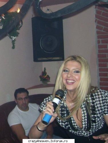 si eu cu cateva poze roxxy